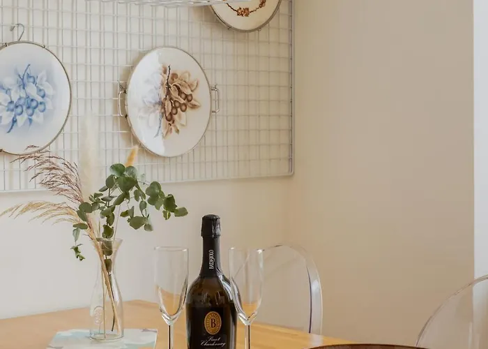 Charming In A 1910s Building 2 Min Walk From The Colosseum דירה רומא