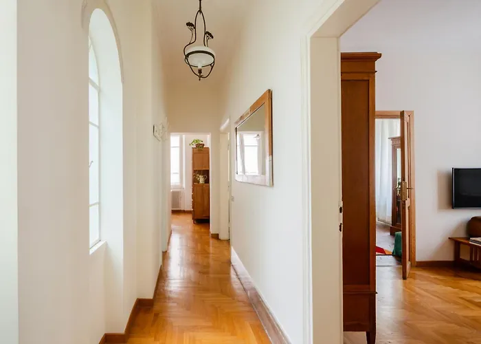 Apartment Charming In A 1910s Building 2 Min Walk From The Colosseum *