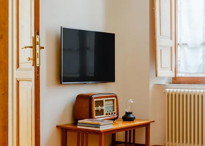 Charming In A 1910s Building 2 Min Walk From The Colosseum *