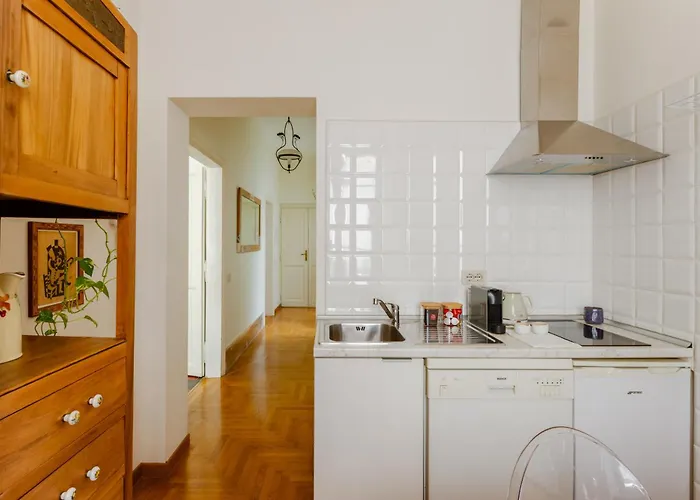 Apartment Charming In A 1910s Building 2 Min Walk From The Colosseum *